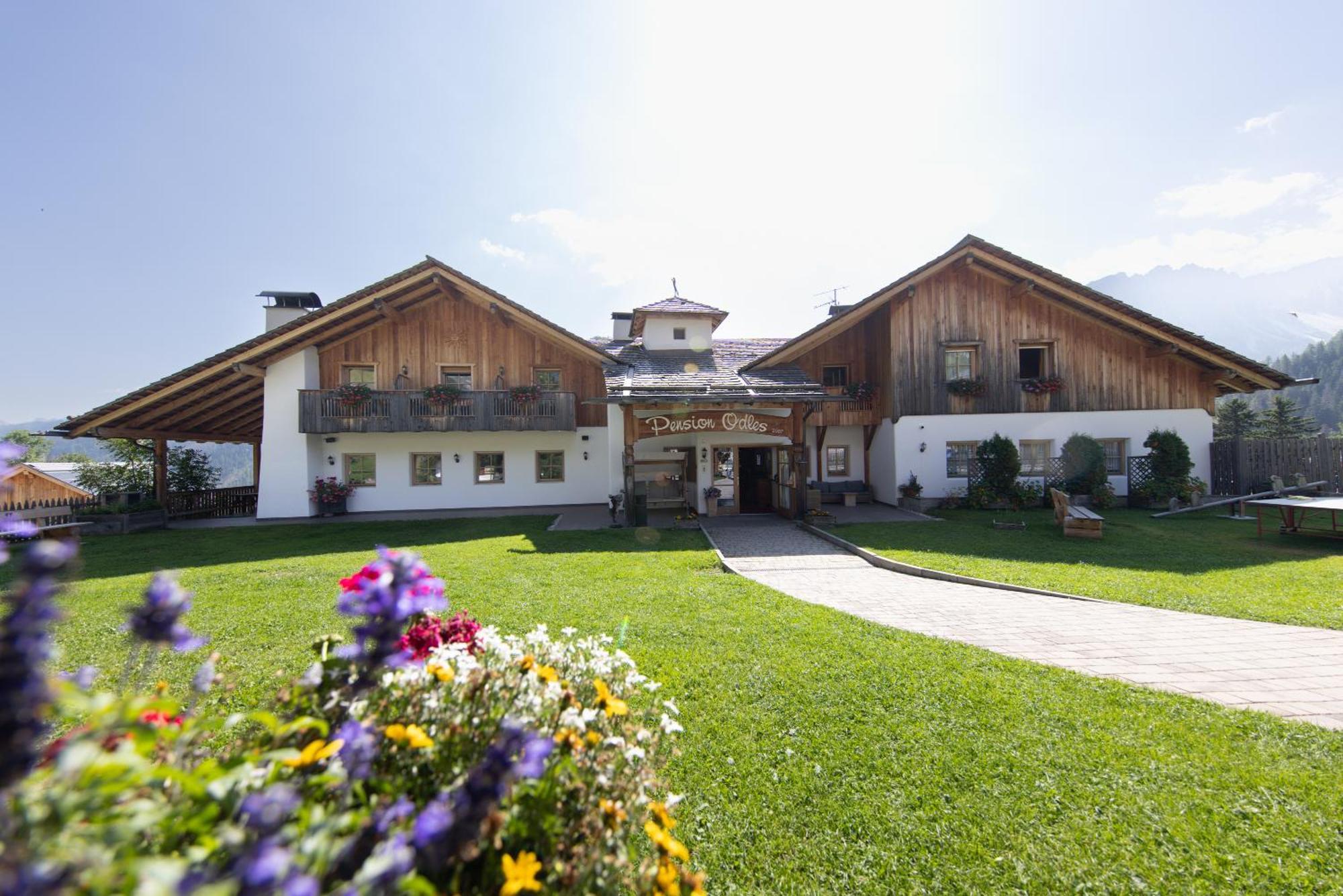 Hotel Pension Odles San Martino in Badia Exteriér fotografie
