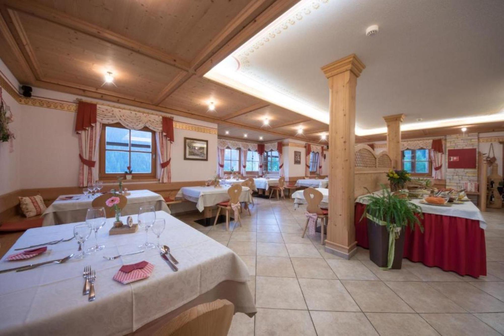 Hotel Pension Odles San Martino in Badia Exteriér fotografie