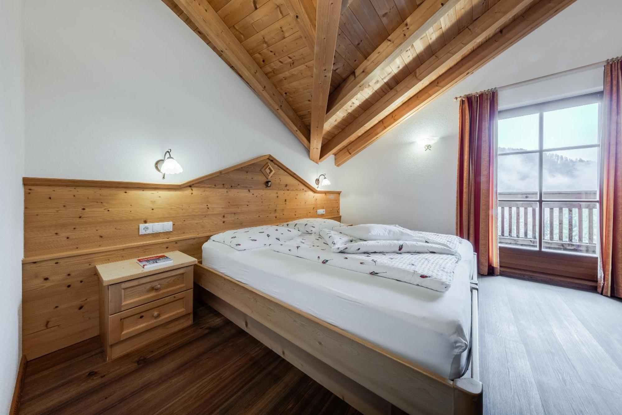 Hotel Pension Odles San Martino in Badia Exteriér fotografie
