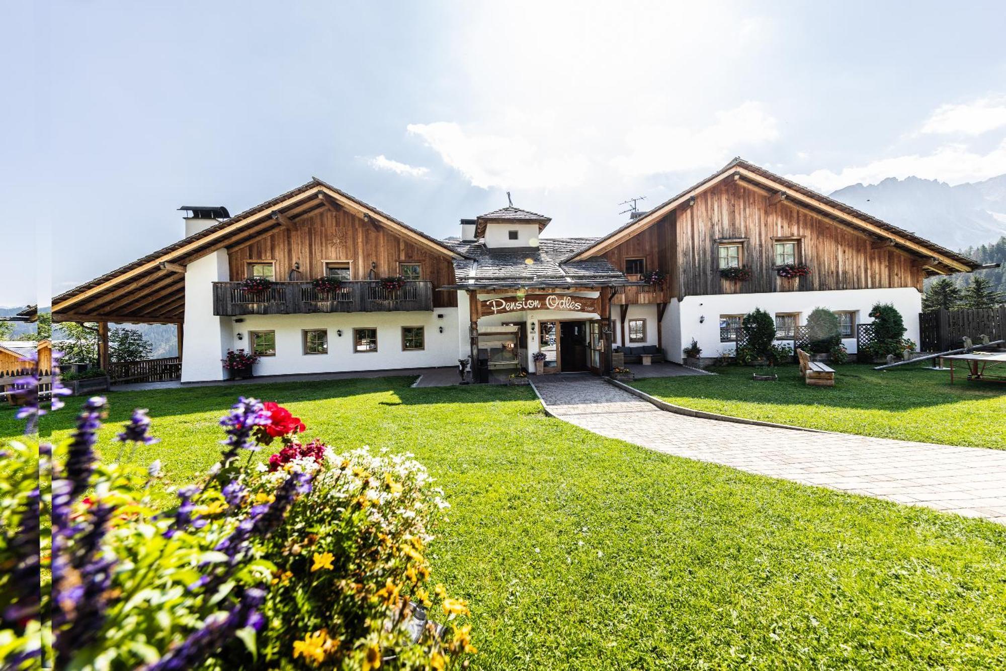 Hotel Pension Odles San Martino in Badia Exteriér fotografie
