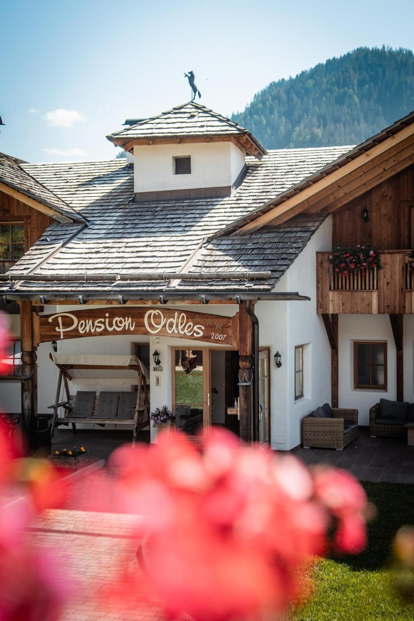 Hotel Pension Odles San Martino in Badia Exteriér fotografie